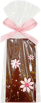 Frühlingstäfelchen mit roséfarbenen Blümchen