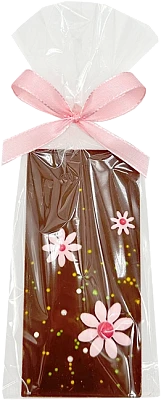 Frühlingstäfelchen mit roséfarbenen Blümchen