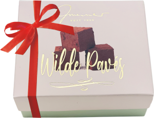 Wilde Pavés mit Schmuckband